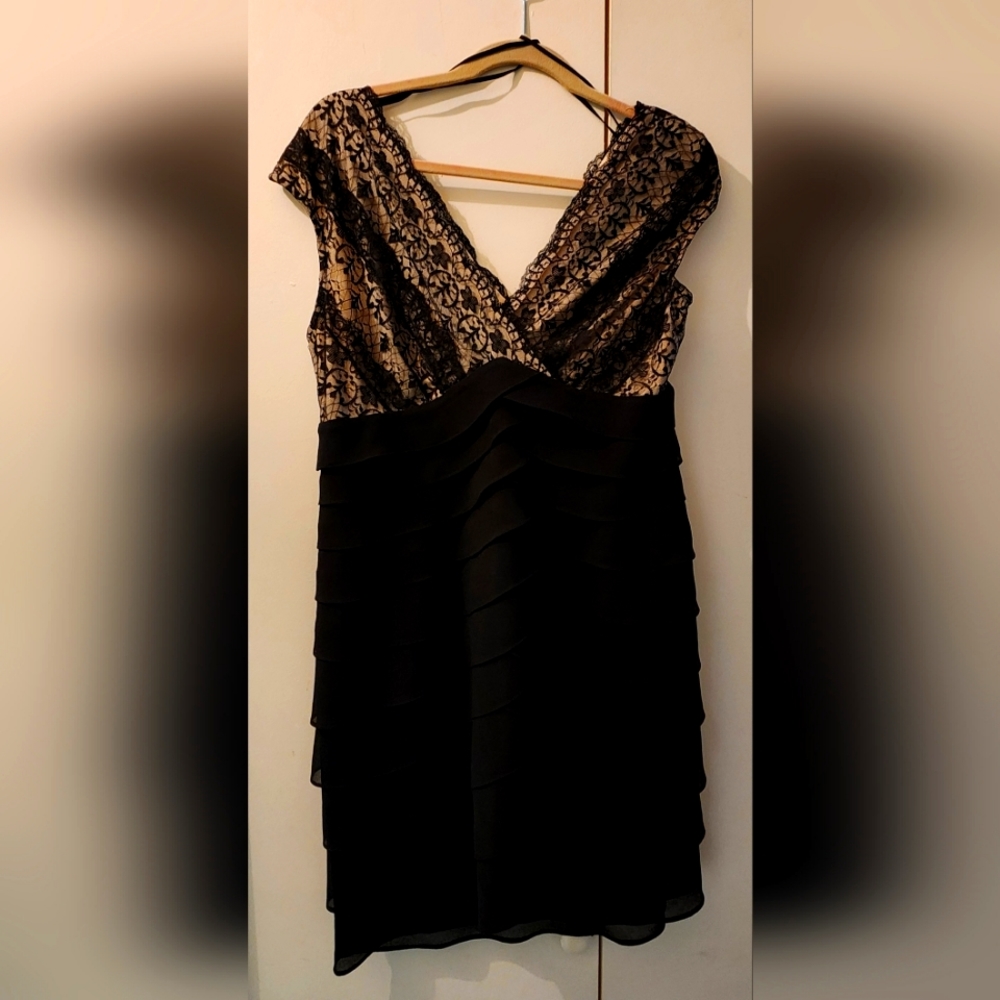Scarlett Nite Ruffle & Lace Dress